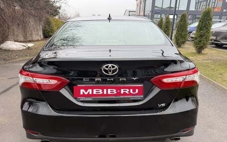 Toyota Camry, 2018 год, 2 790 000 рублей, 5 фотография