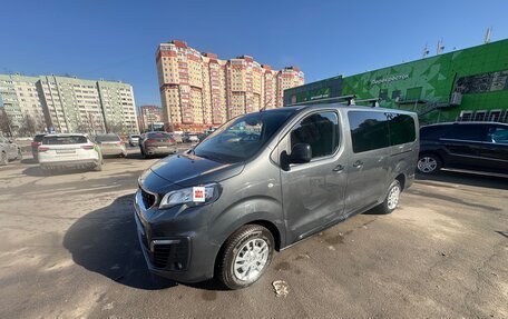 Peugeot Traveller I, 2021 год, 2 750 000 рублей, 5 фотография