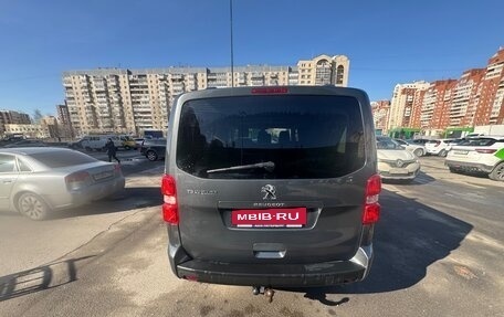 Peugeot Traveller I, 2021 год, 2 750 000 рублей, 7 фотография