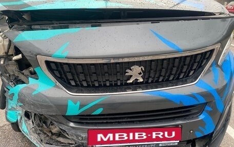 Peugeot Traveller I, 2021 год, 2 750 000 рублей, 18 фотография