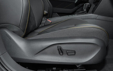 Volkswagen Passat CC, 2025 год, 4 300 000 рублей, 21 фотография