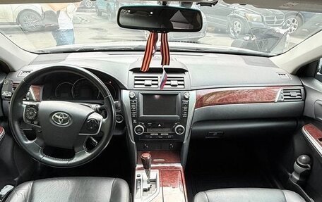 Toyota Camry, 2012 год, 1 850 000 рублей, 2 фотография