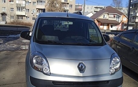 Renault Kangoo II рестайлинг, 2013 год, 1 500 000 рублей, 1 фотография
