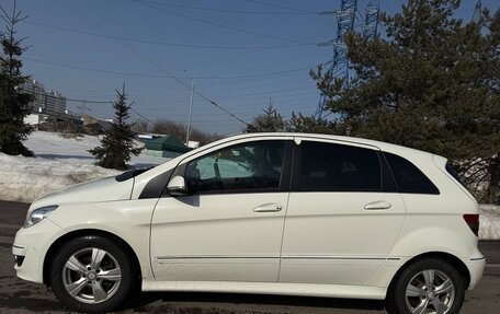 Mercedes-Benz B-Класс, 2011 год, 850 000 рублей, 2 фотография