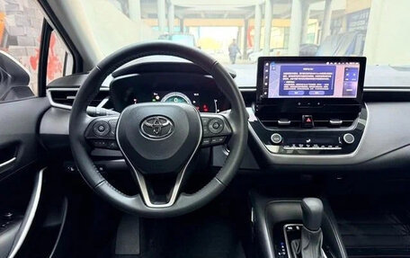 Toyota Corolla, 2022 год, 1 500 000 рублей, 5 фотография