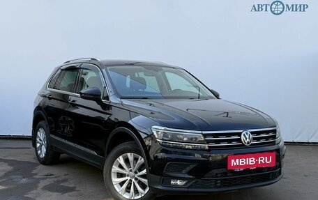 Volkswagen Tiguan II, 2017 год, 2 370 000 рублей, 3 фотография