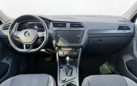 Volkswagen Tiguan II, 2017 год, 2 370 000 рублей, 14 фотография