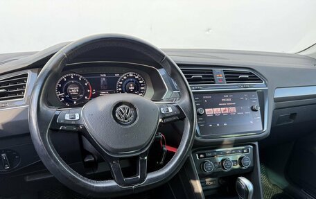 Volkswagen Tiguan II, 2017 год, 2 370 000 рублей, 13 фотография