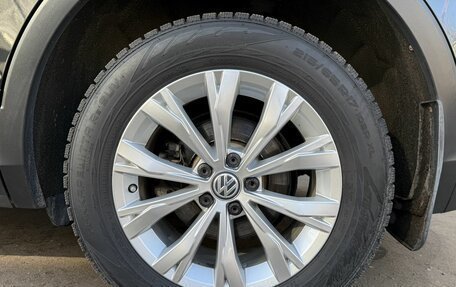 Volkswagen Tiguan II, 2017 год, 2 370 000 рублей, 9 фотография