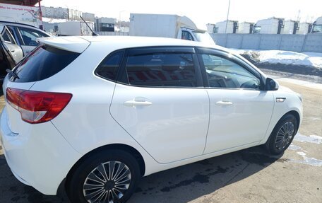 KIA Rio III рестайлинг, 2015 год, 1 060 000 рублей, 4 фотография