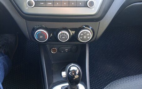 KIA Rio III рестайлинг, 2015 год, 1 060 000 рублей, 9 фотография