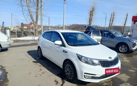 KIA Rio III рестайлинг, 2015 год, 1 060 000 рублей, 2 фотография