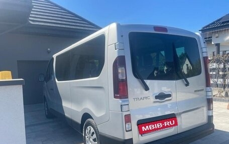 Renault Trafic, 2019 год, 2 590 000 рублей, 7 фотография