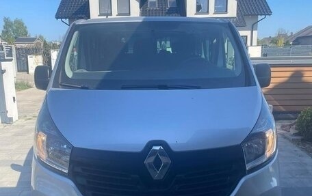 Renault Trafic, 2019 год, 2 590 000 рублей, 8 фотография