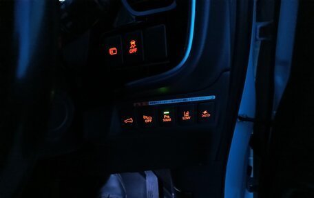 Mitsubishi Outlander III рестайлинг 3, 2019 год, 3 300 000 рублей, 21 фотография