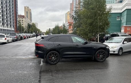 Jaguar F-Pace, 2016 год, 2 950 000 рублей, 2 фотография
