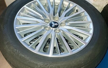 Mitsubishi Outlander III рестайлинг 3, 2019 год, 3 300 000 рублей, 24 фотография