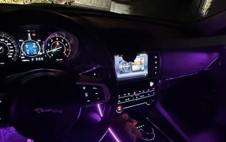 Jaguar F-Pace, 2016 год, 2 950 000 рублей, 13 фотография