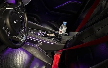 Jaguar F-Pace, 2016 год, 2 950 000 рублей, 12 фотография