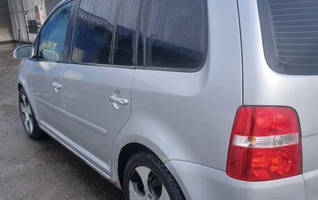 Volkswagen Touran III, 2006 год, 480 000 рублей, 4 фотография