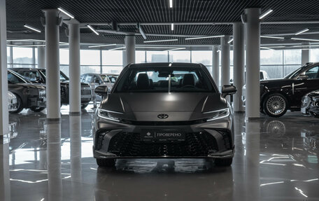 Toyota Camry, 2025 год, 4 690 000 рублей, 3 фотография