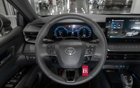 Toyota Camry, 2025 год, 4 690 000 рублей, 11 фотография