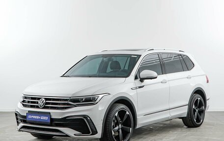 Volkswagen Tiguan II, 2021 год, 4 107 444 рублей, 5 фотография