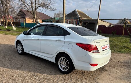 Hyundai Solaris II рестайлинг, 2012 год, 715 000 рублей, 4 фотография