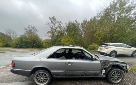 Mercedes-Benz E-Класс, 1992 год, 310 000 рублей, 3 фотография