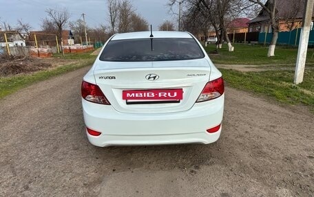 Hyundai Solaris II рестайлинг, 2012 год, 715 000 рублей, 13 фотография
