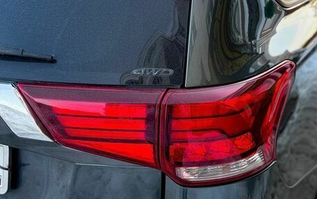 Mitsubishi Outlander III рестайлинг 3, 2015 год, 1 950 000 рублей, 6 фотография