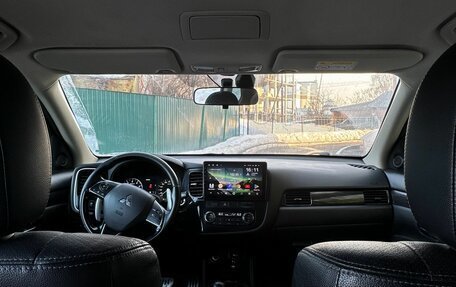 Mitsubishi Outlander III рестайлинг 3, 2015 год, 1 950 000 рублей, 17 фотография