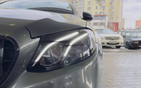 Mercedes-Benz E-Класс, 2020 год, 4 650 000 рублей, 4 фотография