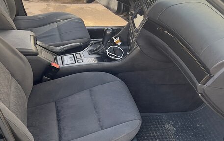 BMW 5 серия, 2000 год, 590 000 рублей, 16 фотография