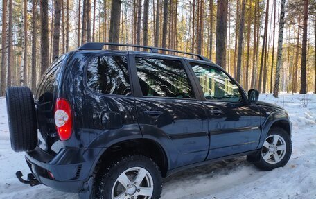 Chevrolet Niva I рестайлинг, 2012 год, 550 000 рублей, 9 фотография