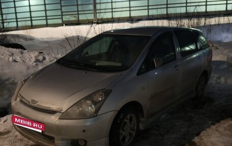 Toyota Wish II, 2005 год, 830 000 рублей, 2 фотография