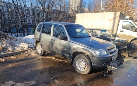 Chevrolet Niva I рестайлинг, 2017 год, 530 000 рублей, 6 фотография