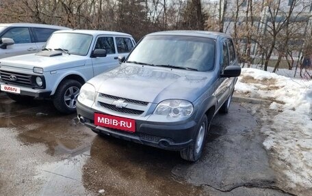 Chevrolet Niva I рестайлинг, 2017 год, 530 000 рублей, 5 фотография
