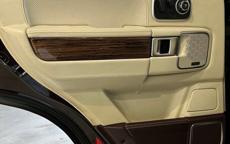 Land Rover Range Rover III, 2011 год, 4 000 000 рублей, 17 фотография