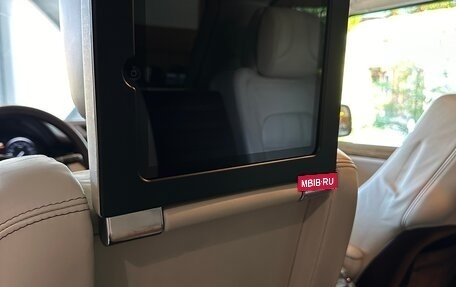 Land Rover Range Rover III, 2011 год, 4 000 000 рублей, 24 фотография