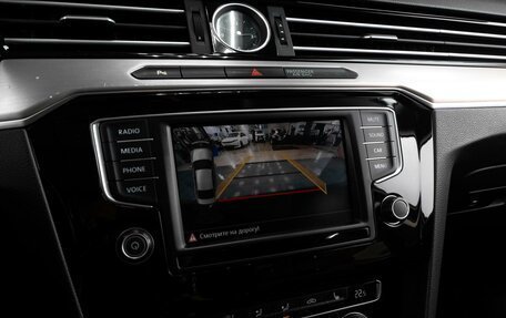 Volkswagen Passat B8 рестайлинг, 2016 год, 1 979 000 рублей, 15 фотография