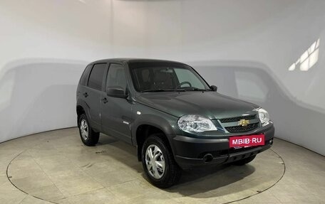 Chevrolet Niva I рестайлинг, 2018 год, 836 000 рублей, 8 фотография