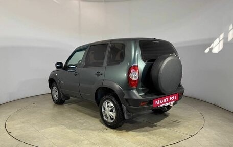 Chevrolet Niva I рестайлинг, 2018 год, 836 000 рублей, 14 фотография