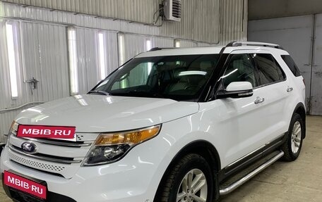 Ford Explorer VI, 2013 год, 2 300 000 рублей, 1 фотография