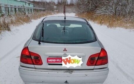 Mitsubishi Carisma I, 2001 год, 120 000 рублей, 1 фотография