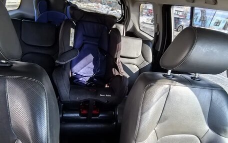 Nissan Pathfinder, 2012 год, 2 100 000 рублей, 14 фотография