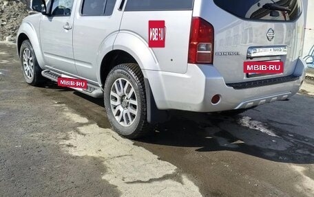 Nissan Pathfinder, 2012 год, 2 100 000 рублей, 5 фотография