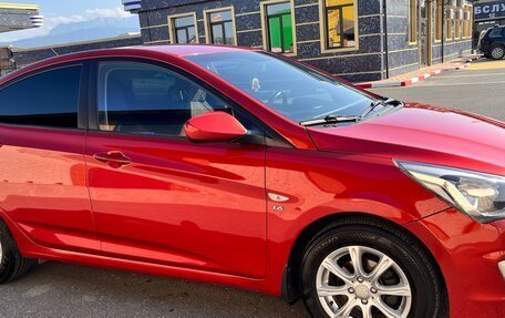 Hyundai Solaris II рестайлинг, 2015 год, 1 200 000 рублей, 3 фотография