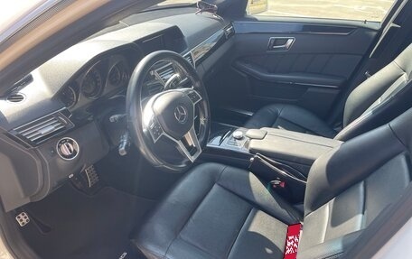 Mercedes-Benz E-Класс, 2012 год, 1 400 000 рублей, 7 фотография