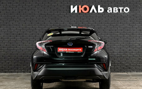Toyota C-HR I рестайлинг, 2018 год, 2 370 000 рублей, 5 фотография